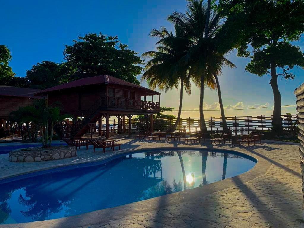 Hotel Sea Breeze Paraiso  Exterior photo