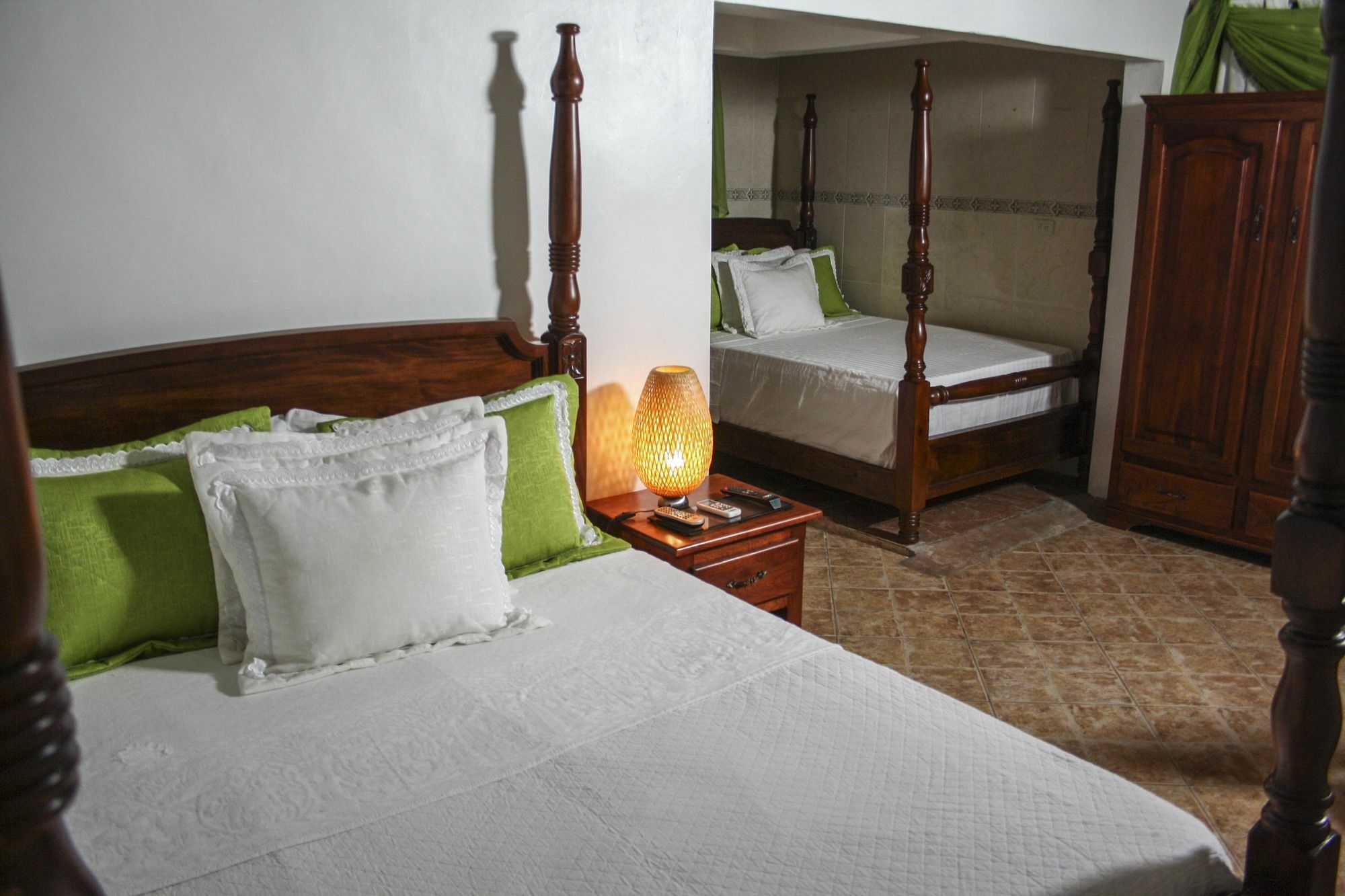 Hotel Sea Breeze Paraiso  Exterior photo